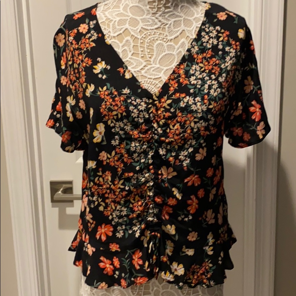 H&M Floral Short Sleeve Ruffle Blouse